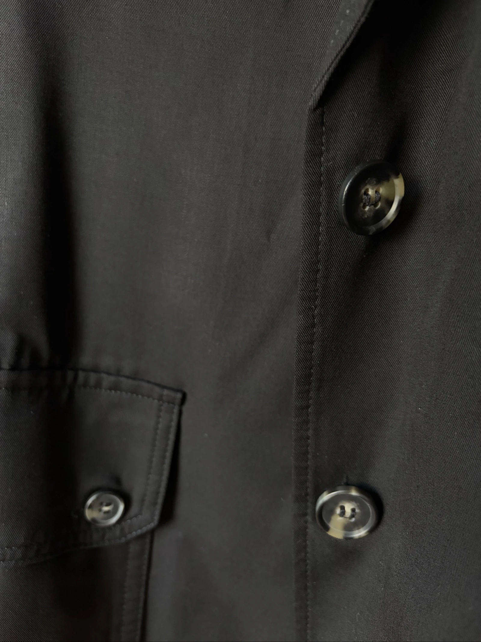 O Blazer ceinturé preto em Lyocell da Kooples Paris – Tamanho 34 – photo 7